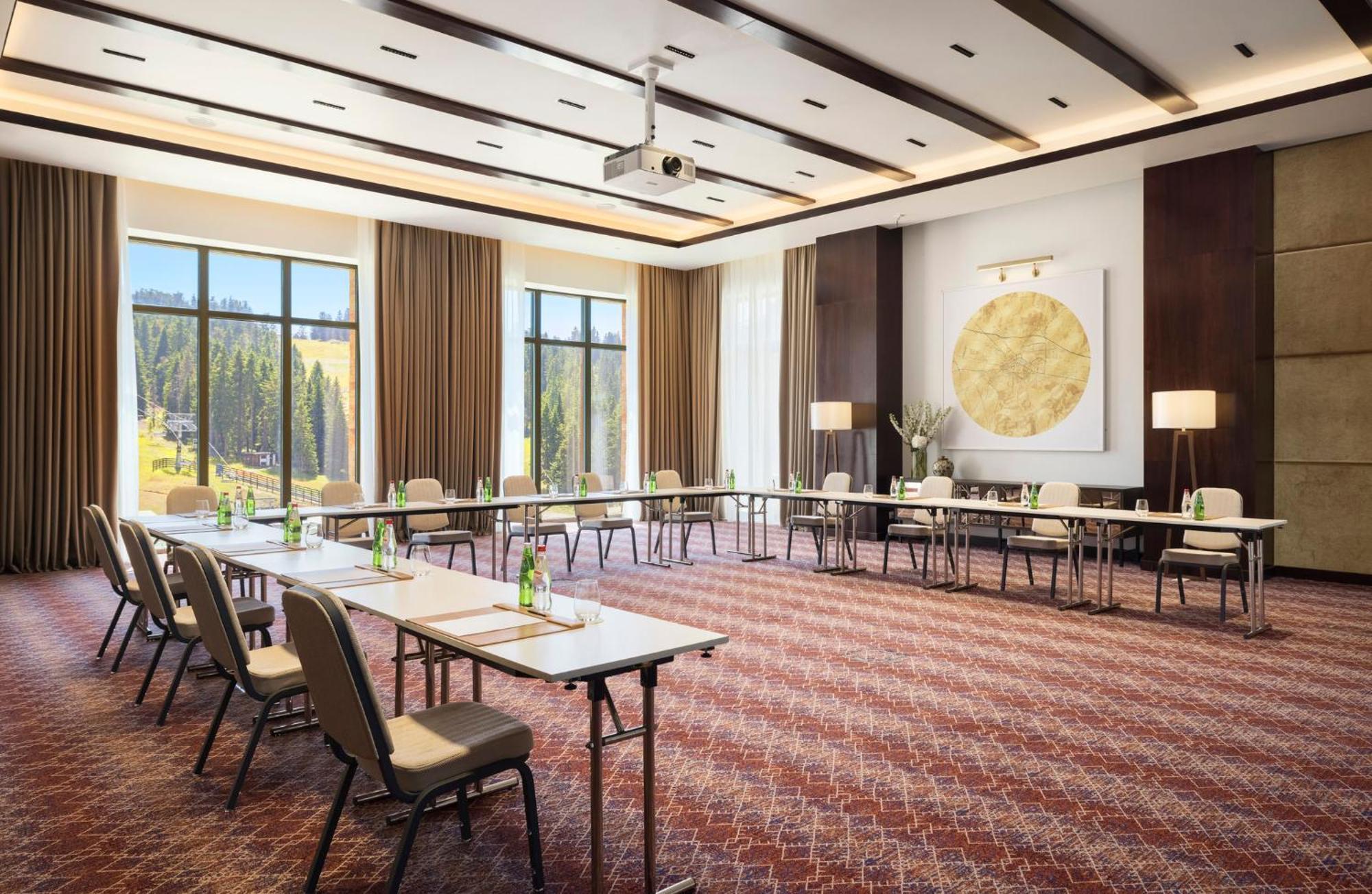 Viceroy Kopaonik Serbia Extérieur photo Meeting room