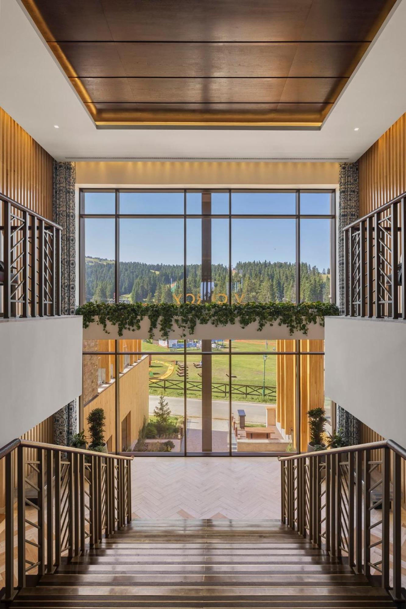 Viceroy Kopaonik Serbia Extérieur photo Interior of the hotel