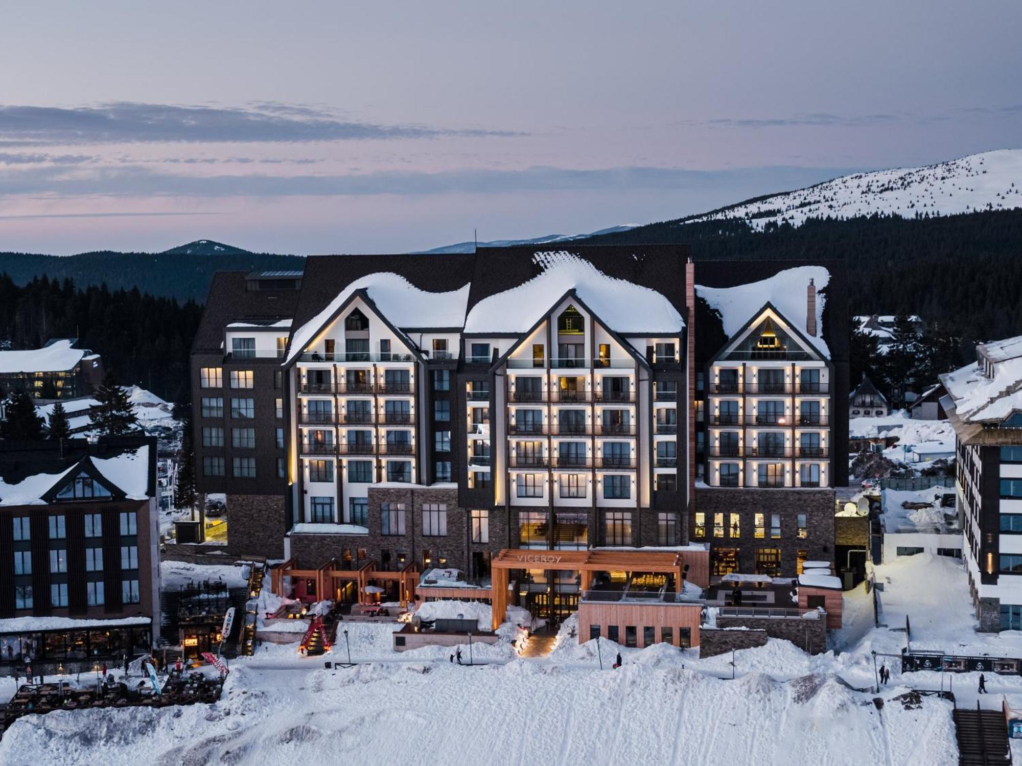 Viceroy Kopaonik Serbia Extérieur photo The Village at Sun Peaks